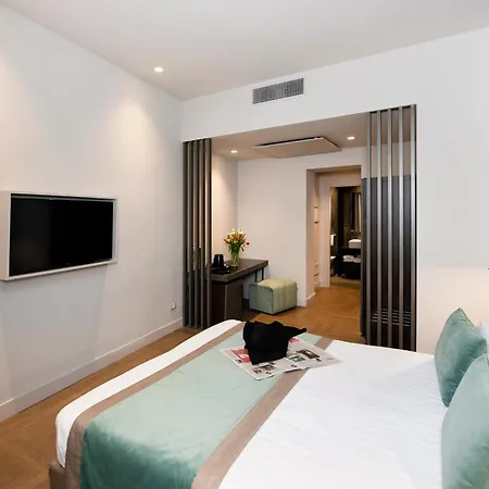 77 Seventy-seven Luxury - Maison D'art Collection Hotell 4*