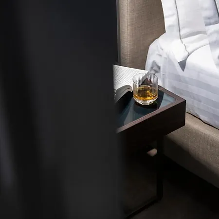 77 Seventy-seven Luxury - Maison D'art Collection Hotell 4*