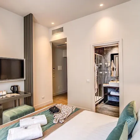 77 Seventy-seven Luxury - Maison D'art Collection Hotell 4*